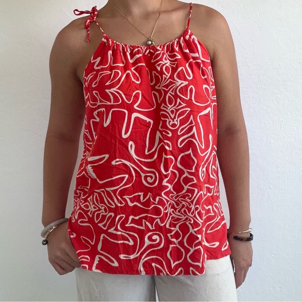 MANUHEALI’I TIE TOP
